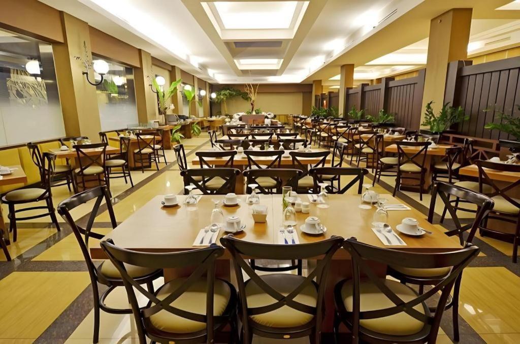 The Axana Hotel Παντάνγκ Εξωτερικό φωτογραφία